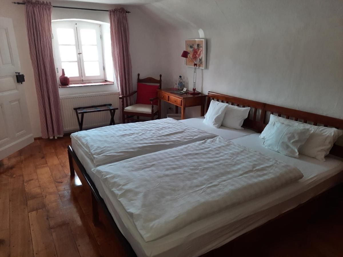 Maternushof Hotel Pomster Bagian luar foto